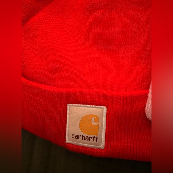 Carhartt & Aritzia Beanie Bundle - Picture 2 of 4